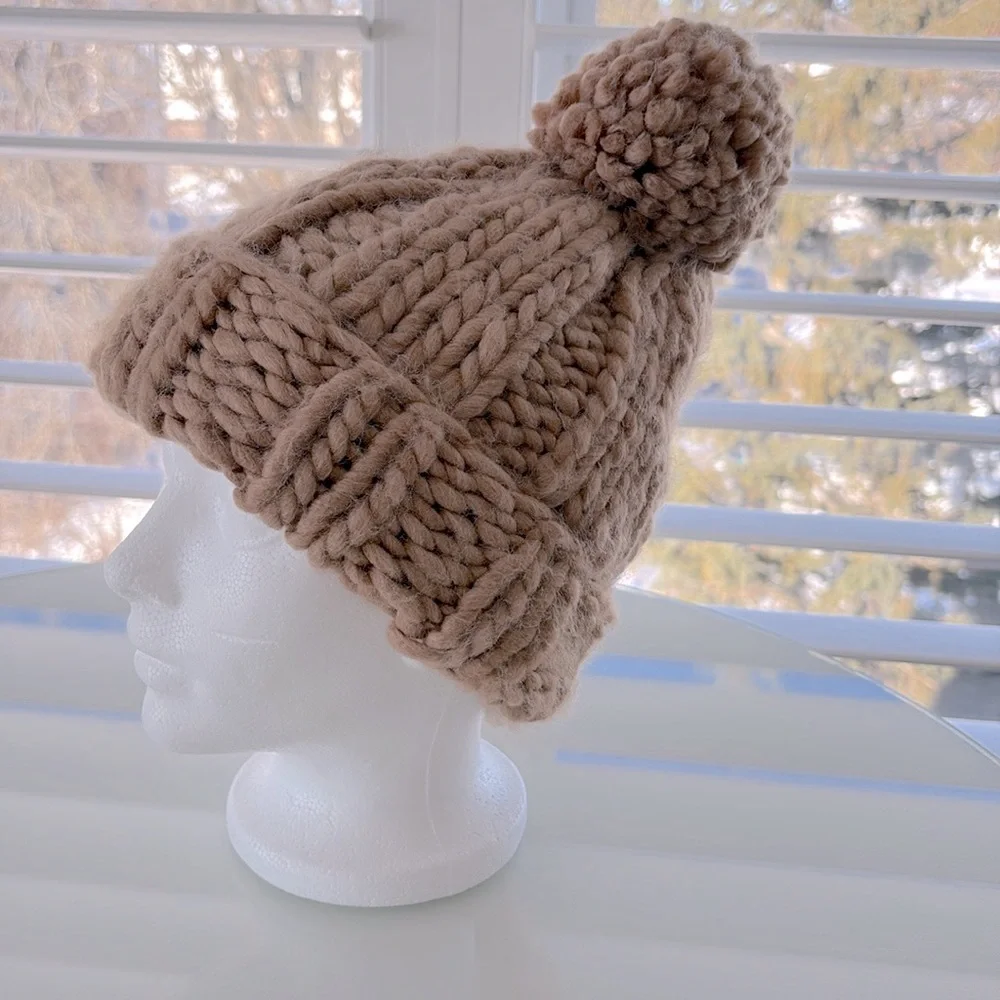ABERCROMBIE Women's Chunky Knit Beanie, Light Brown Tuque, Pom Pom Hat Winter - Picture 3 of 7